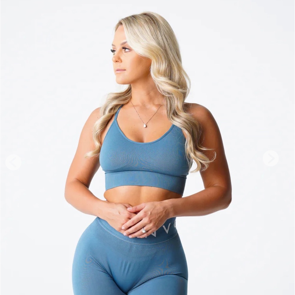 Stone blue flourish seamless bra
